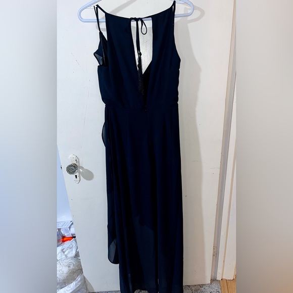 Dress - Picture 4 of 4